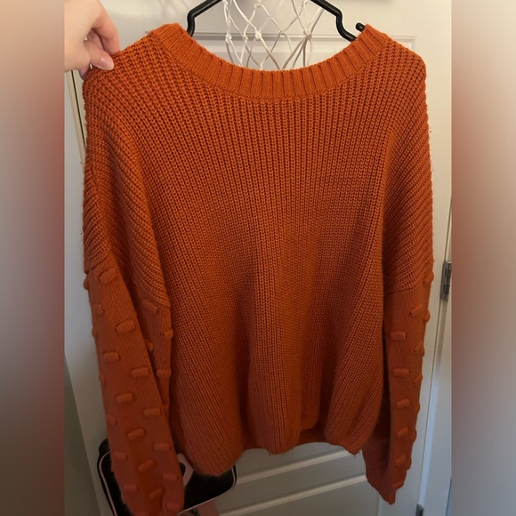Brownish Orange Fall Sweater Barely Worn Size Medium - Picture 1 of 2